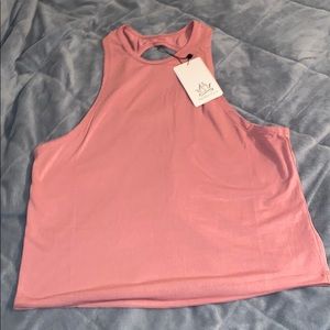The free yoga workout top